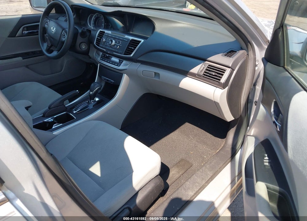 2013 HONDA ACCORD LX VIN: 1HGCR2F35DA283707