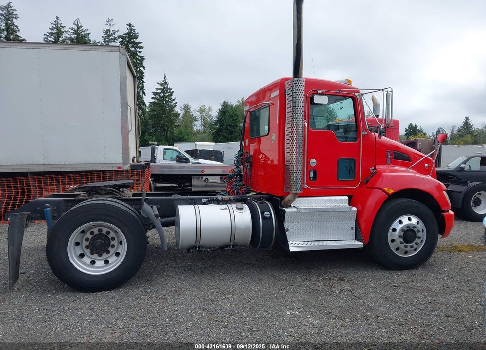 2012 KENWORTH CONSTRUCTION T370 VIN: 2XKHAM8A7CM334459