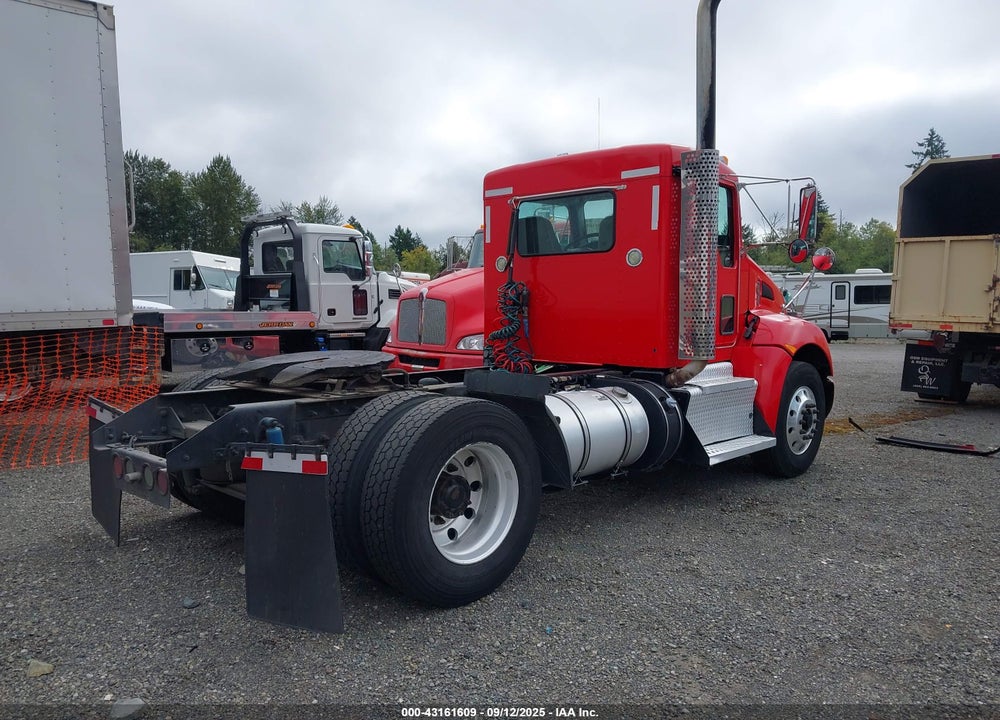 2012 KENWORTH CONSTRUCTION T370 VIN: 2XKHAM8A7CM334459