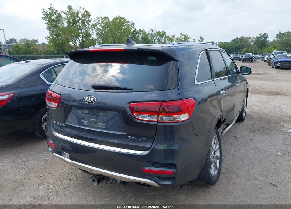 2016 KIA SORENTO VIN: 5XYPKDR55GG099140