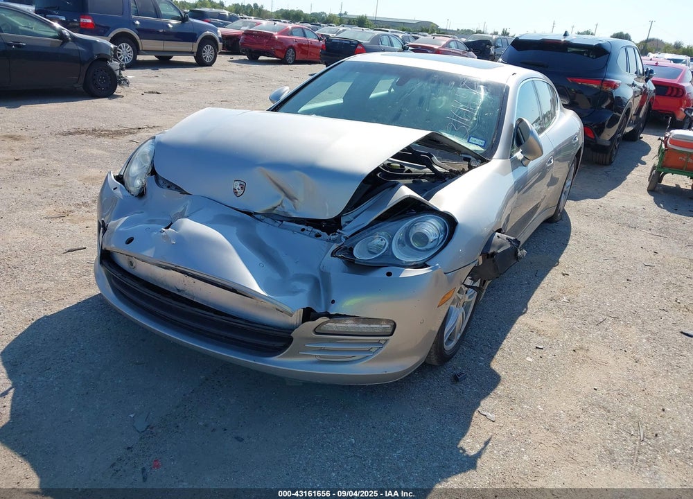2011 PORSCHE PANAMERA VIN: WP0AB2A76BL062641
