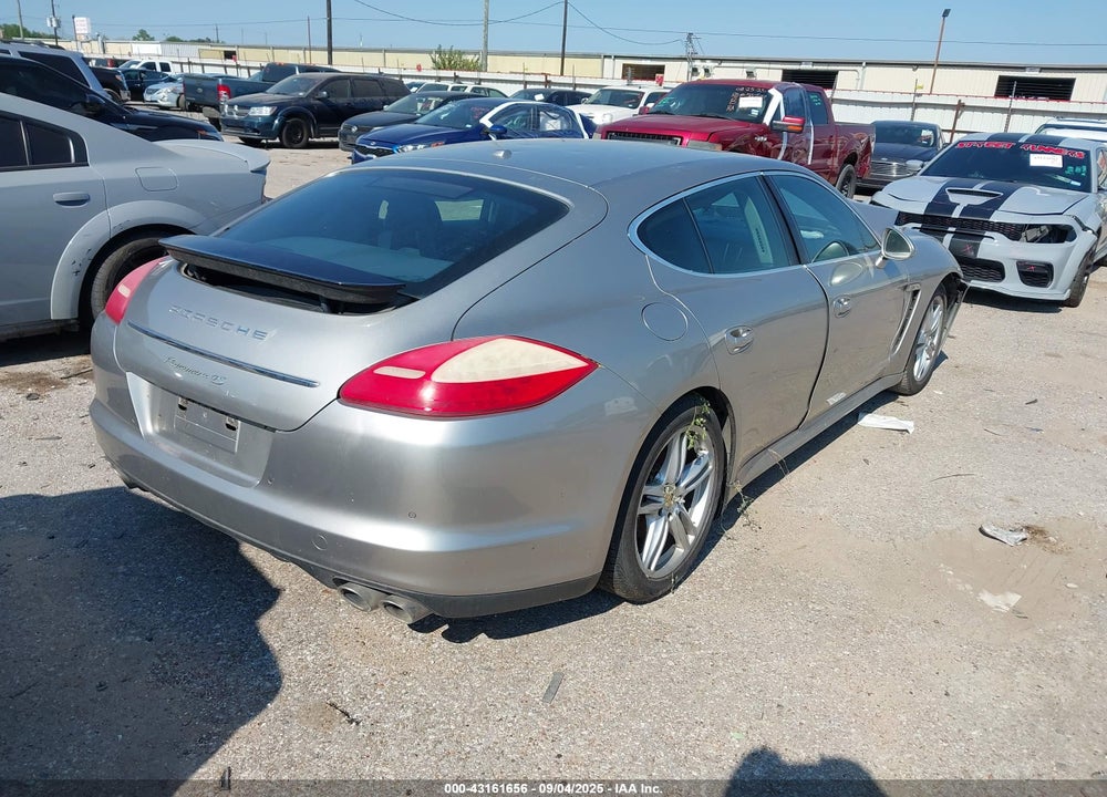 2011 PORSCHE PANAMERA VIN: WP0AB2A76BL062641