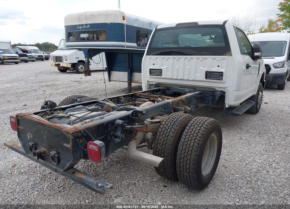 2018 FORD F-350 CHASSIS XL VIN: 1FDRF3H65JEC46753