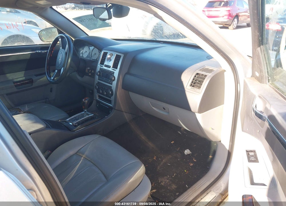 2007 CHRYSLER 300 VIN: 2C3KK63H27H758973