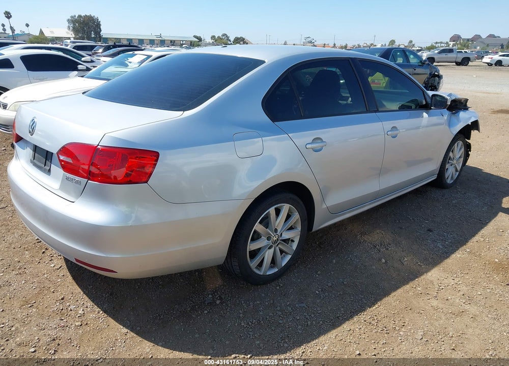 2012 VOLKSWAGEN JETTA 2.5L SE VIN: 3VWBP7AJ9CM317388