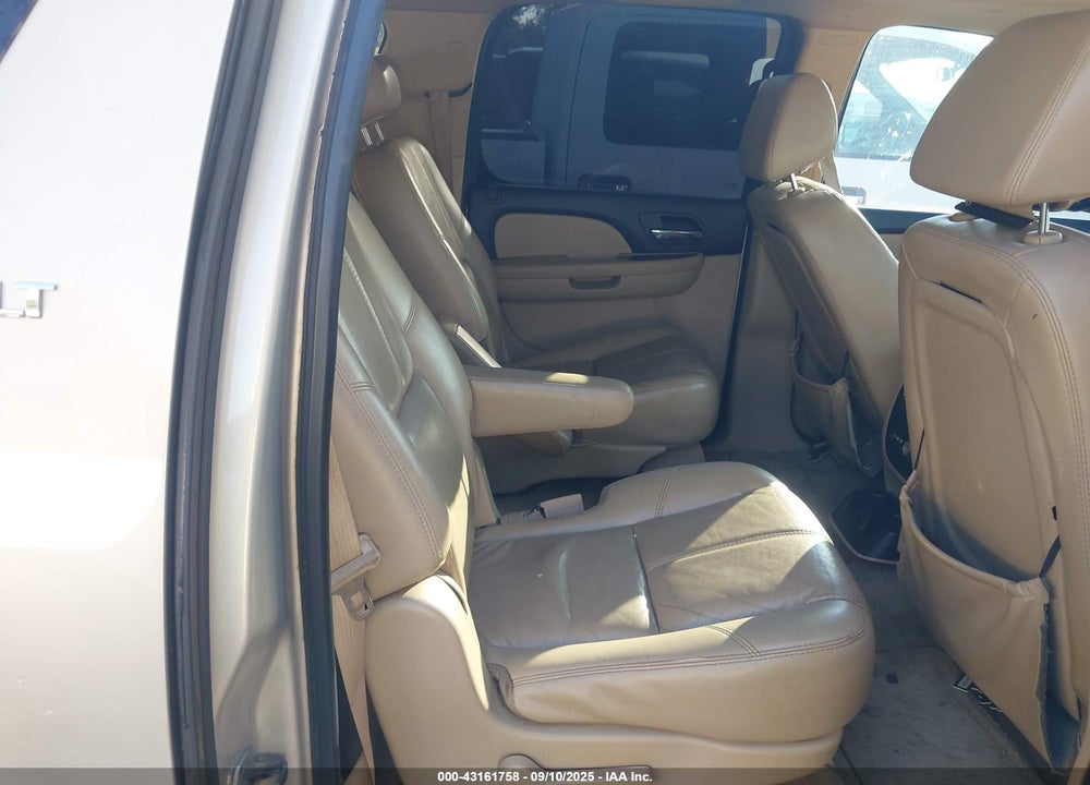 2007 CHEVROLET SUBURBAN 1500 LT VIN: 3GNFC16J57G261256
