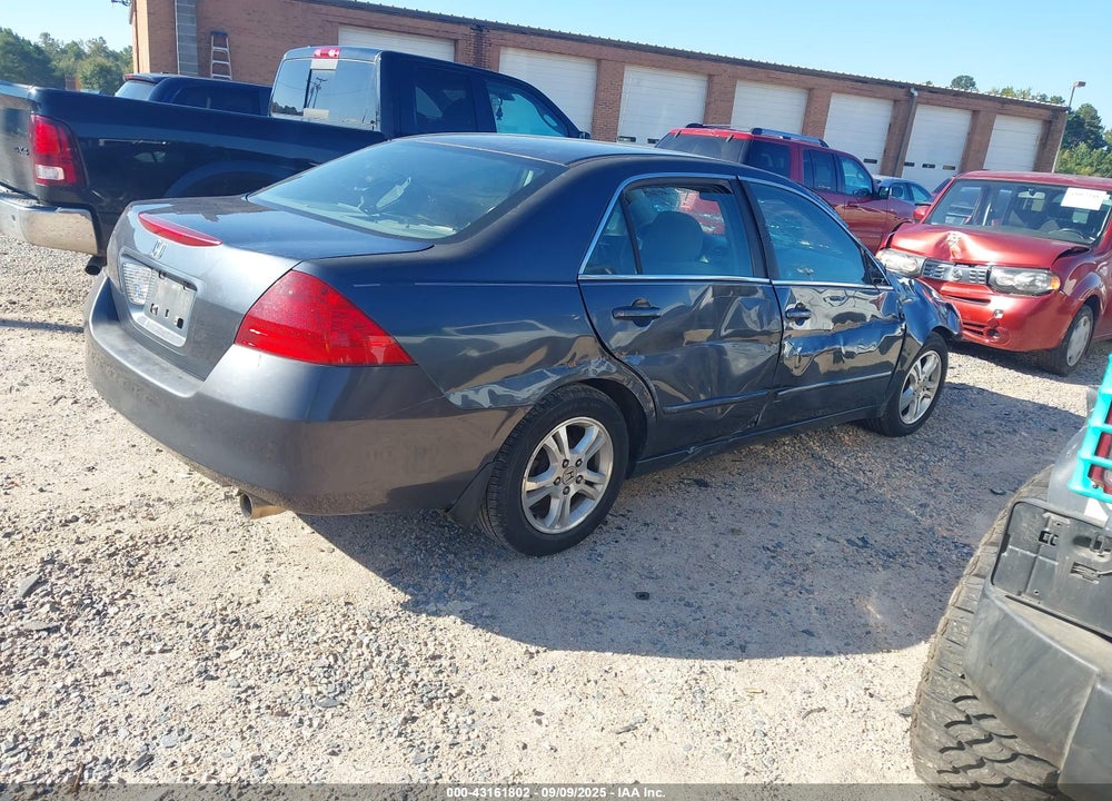 2007 HONDA ACCORD VIN: 1HGCM56717A094172