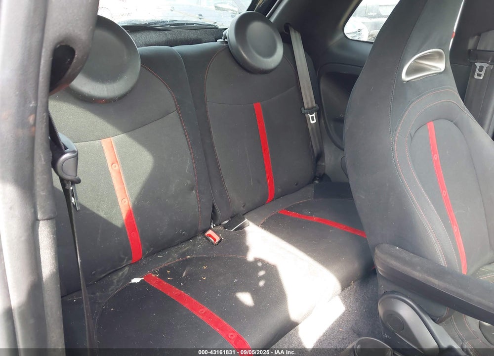 2016 FIAT 500 VIN: 3C3CFFFH4GT126004