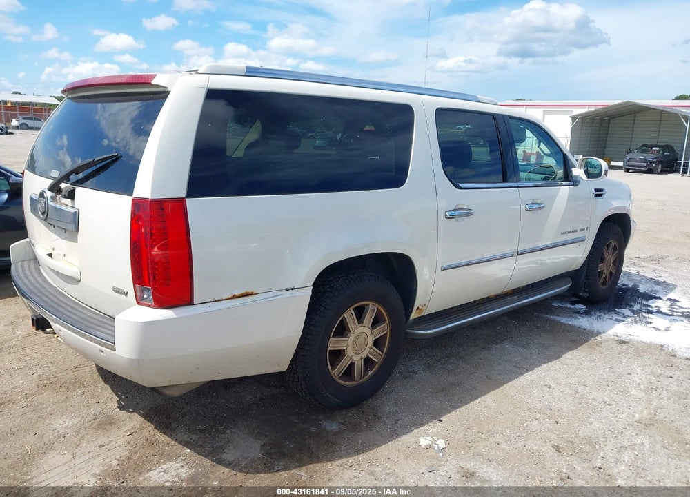 2007 CADILLAC ESCALADE ESV VIN: 1GYFK66857R289333