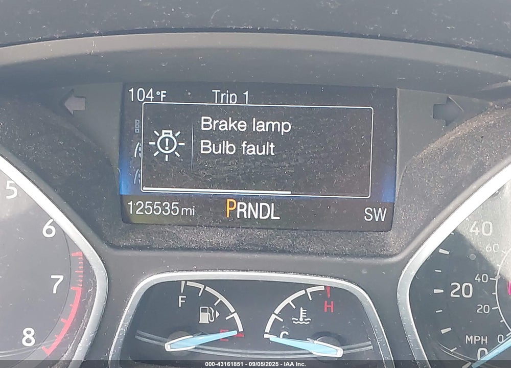2015 FORD FOCUS VIN: 1FADP3F27FL214150
