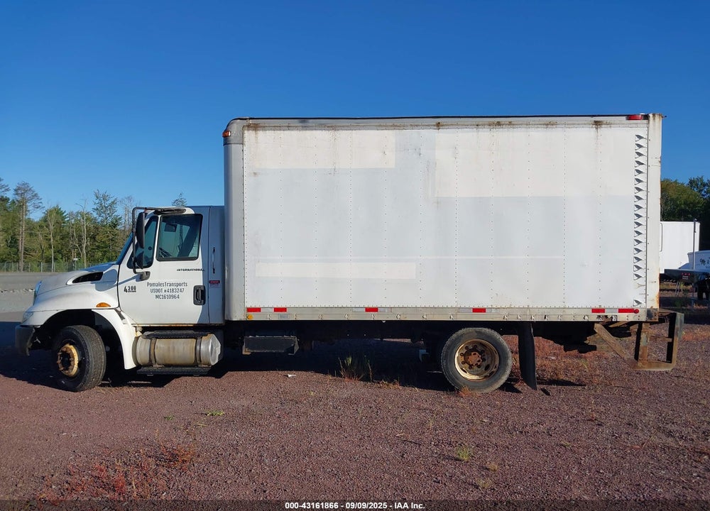 2004 INTERNATIONAL 4000 4300 VIN: 1HTMNAAM44H610665