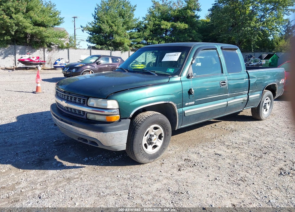 2001 CHEVROLET SILVERADO 1500 LS VIN: 2GCEK19V111307171