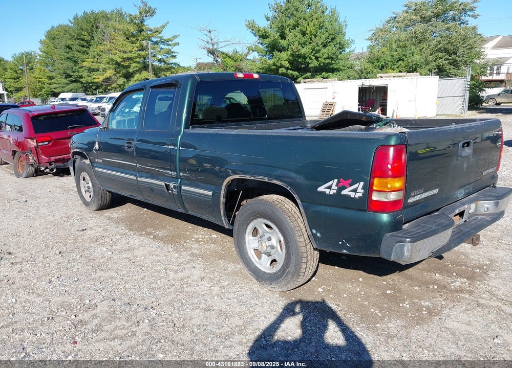 2001 CHEVROLET SILVERADO 1500 LS VIN: 2GCEK19V111307171