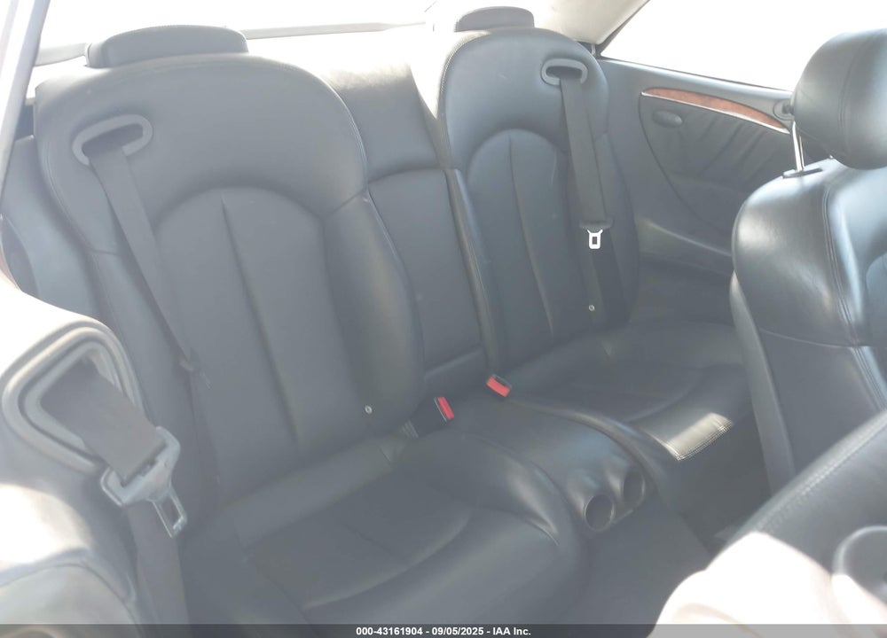 2005 MERCEDES-BENZ CLK 320 VIN: WDBTK65G55T054818