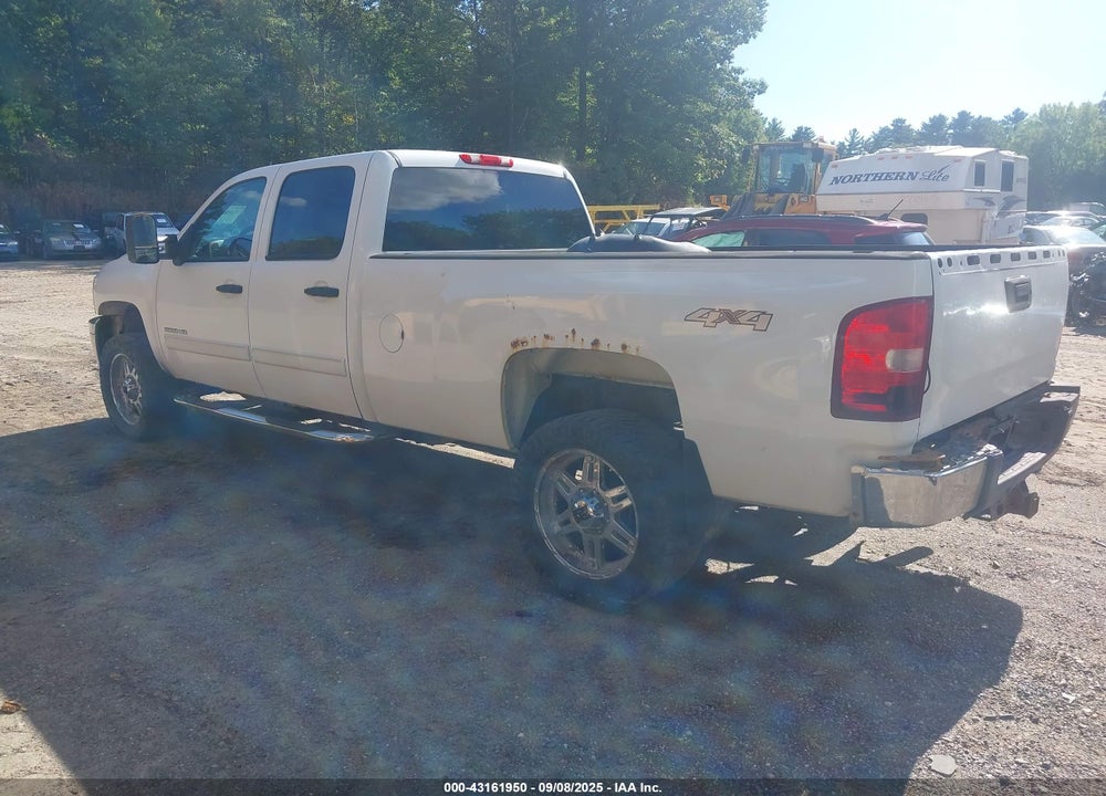 2011 CHEVROLET SILVERADO 2500HD VIN: 1GC1KXC88BF236436