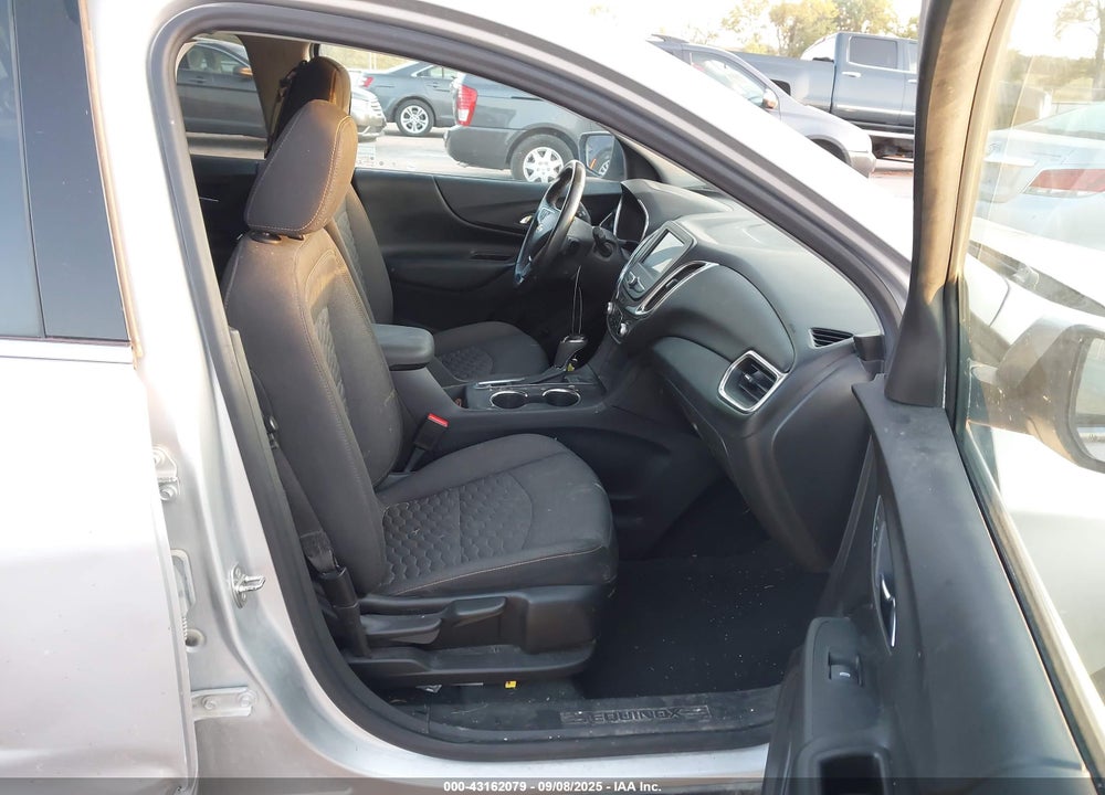 2020 CHEVROLET EQUINOX VIN: 3GNAXJEV5LS533766