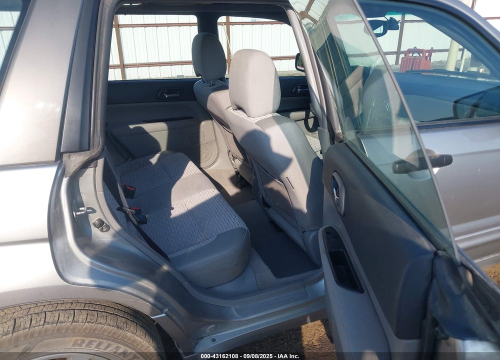 2005 SUBARU FORESTER 2.5XS VIN: JF1SG65615H705893