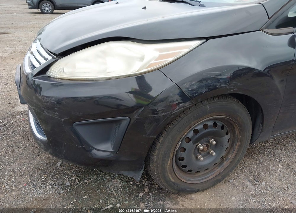 2011 FORD FIESTA VIN: 3FADP4BJ6BM127187