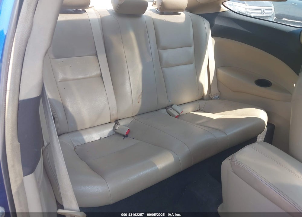 2009 HONDA ACCORD VIN: 1HGCS12339A014892