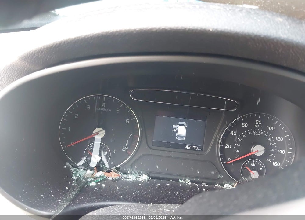 2020 KIA SORENTO VIN: 5XYPG4A30LG677641