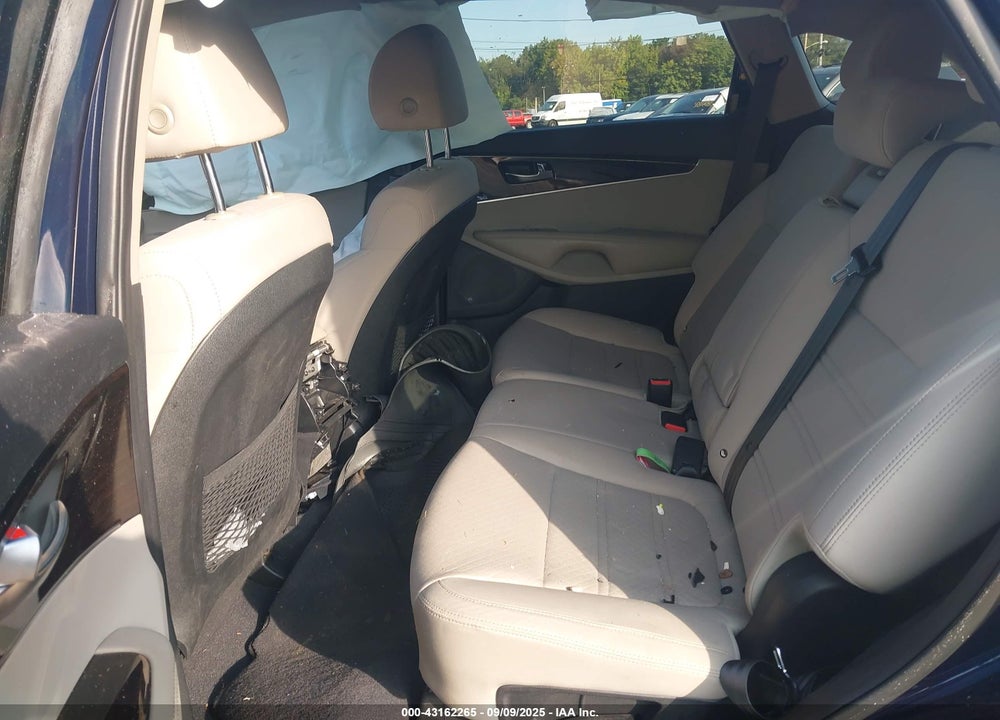 2020 KIA SORENTO VIN: 5XYPG4A30LG677641