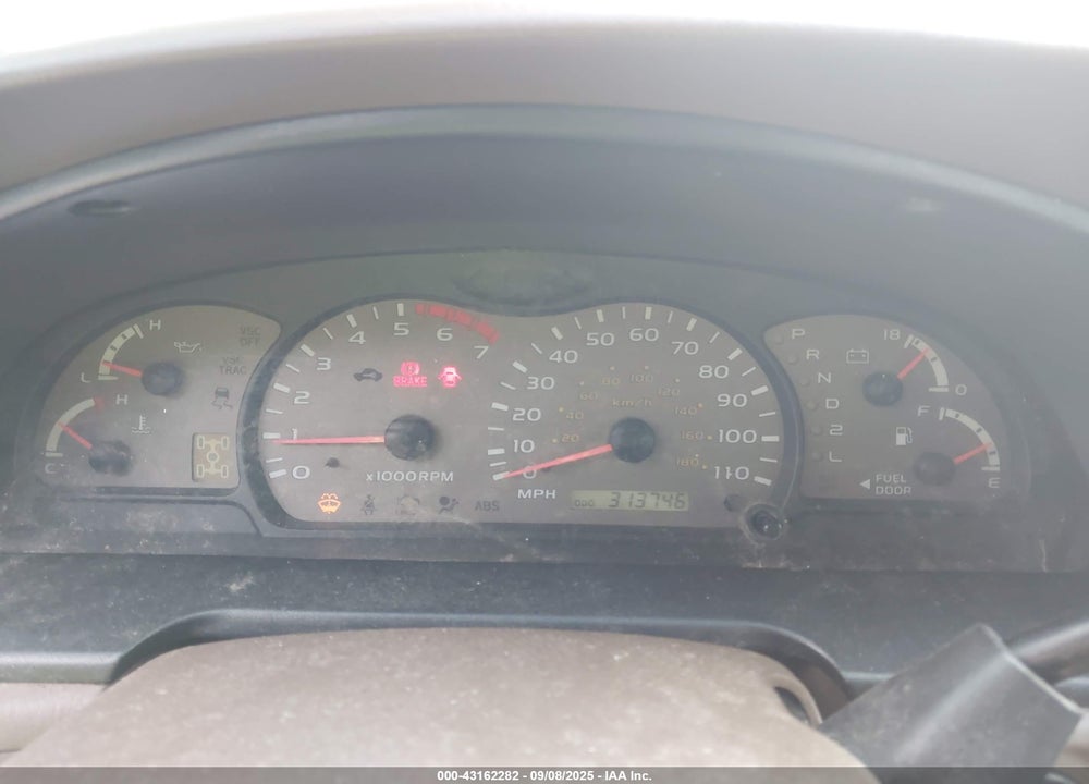 2002 TOYOTA SEQUOIA LIMITED V8 VIN: 5TDBT48A52S115956