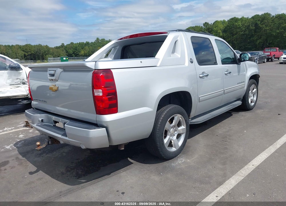 2013 CHEVROLET AVALANCHE VIN: 3GNTKEE74DG379376