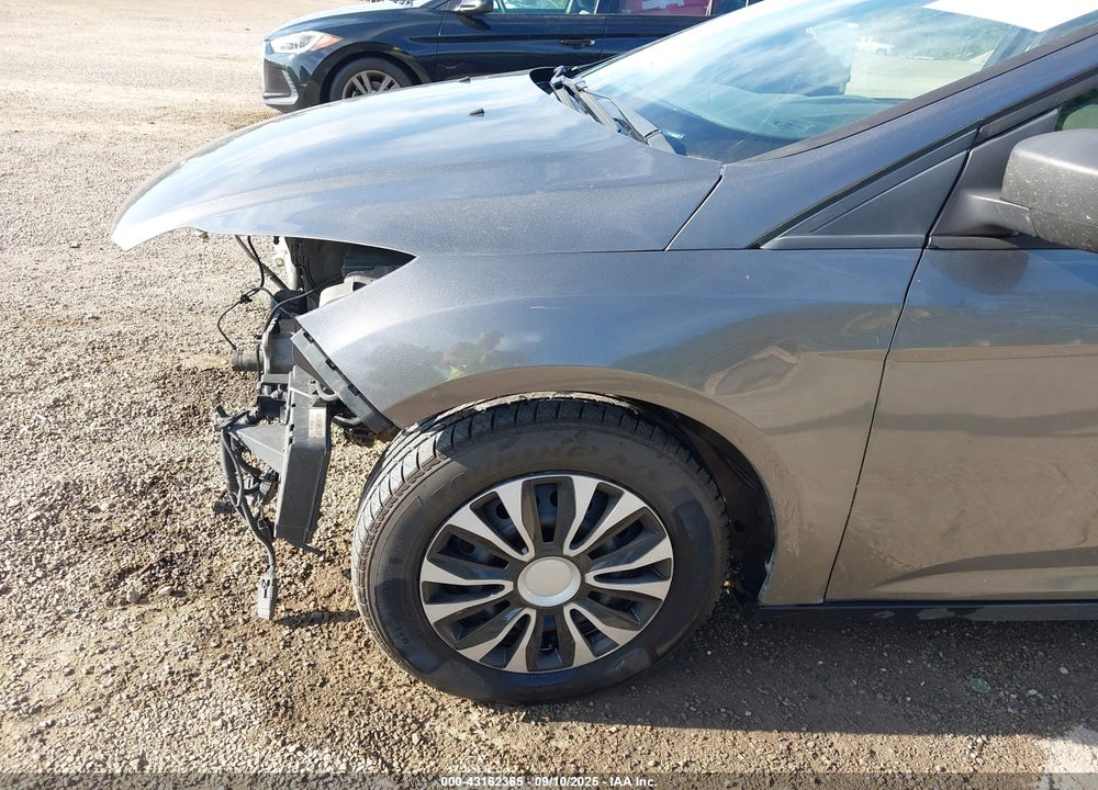2013 FORD FOCUS S VIN: 1FADP3E25DL186170