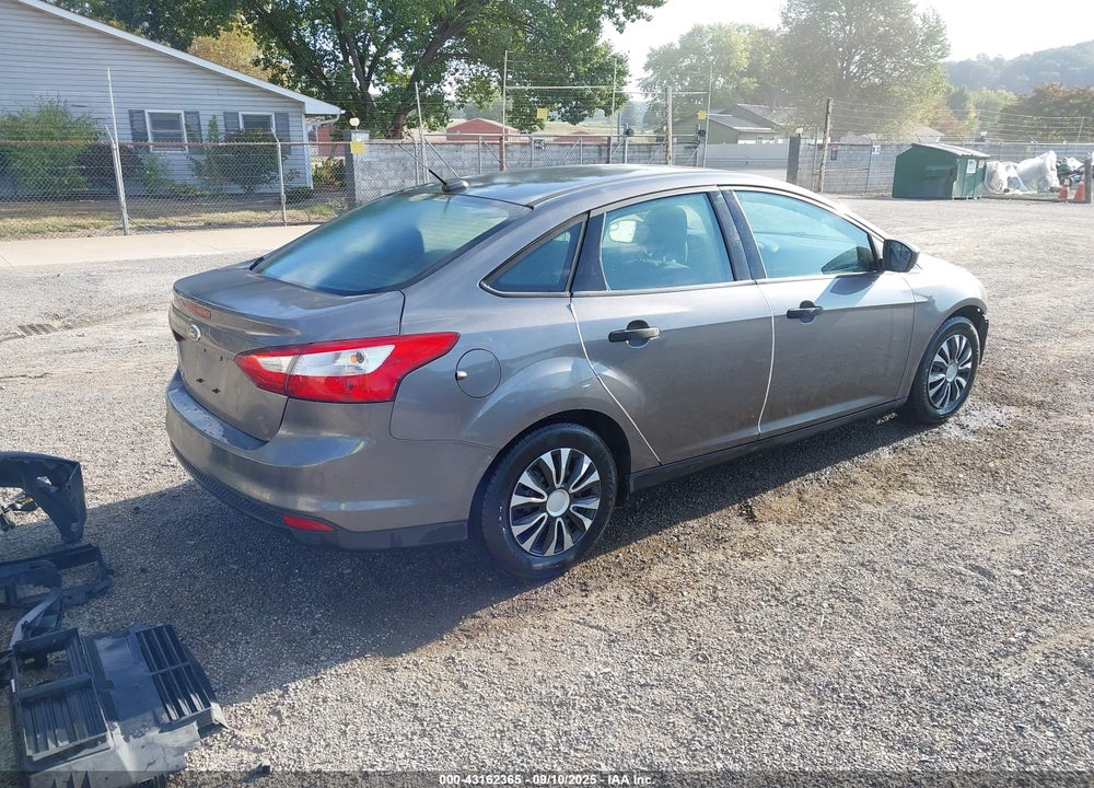 2013 FORD FOCUS S VIN: 1FADP3E25DL186170