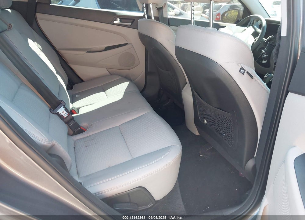 2021 HYUNDAI TUCSON VIN: KM8J23A46MU363687