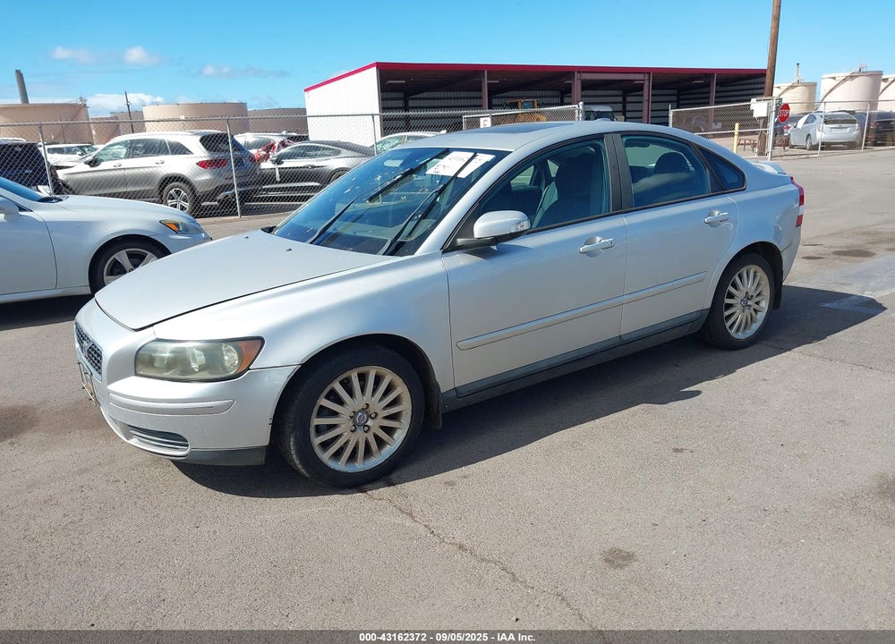 2007 VOLVO S40 2.4I VIN: YV1MS382272305205