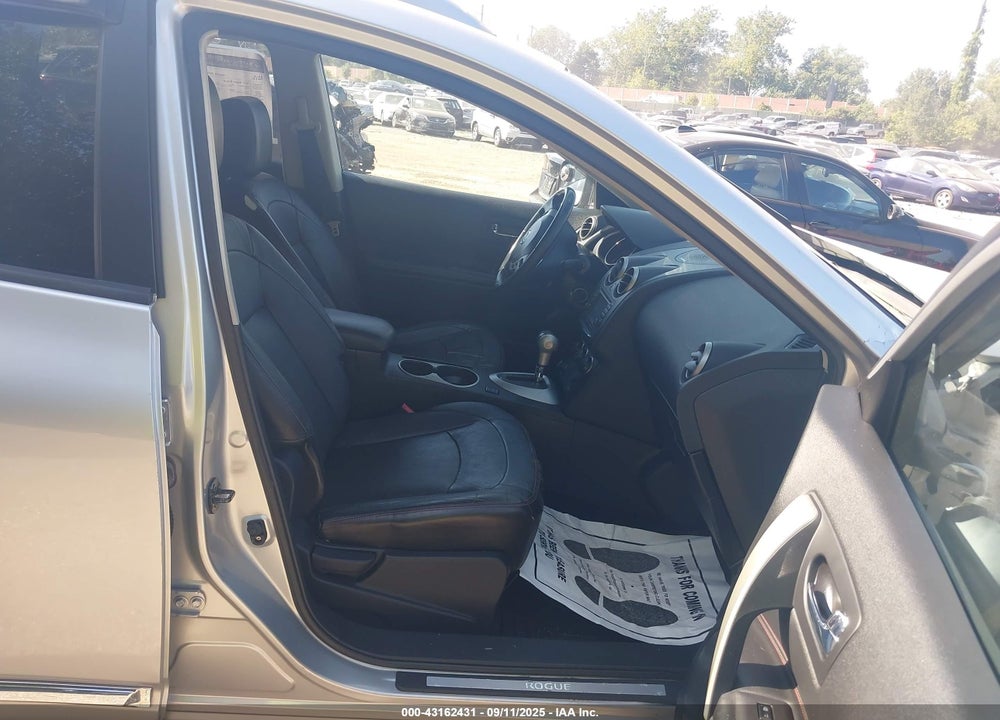 2011 NISSAN ROGUE VIN: JN8AS5MV0BW660819