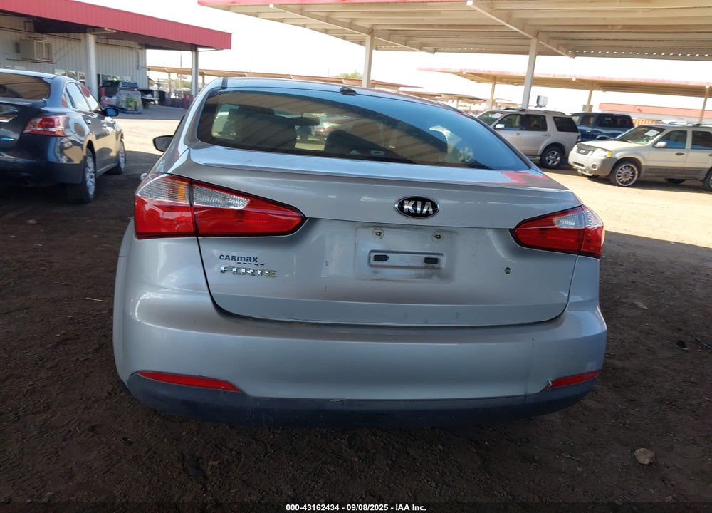 2015 KIA FORTE VIN: KNAFK4A64F5371069