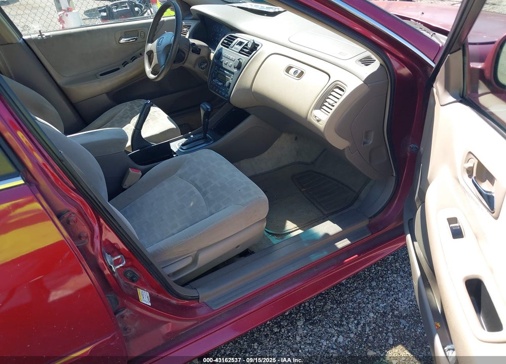 2001 HONDA ACCORD 2.3 EX VIN: 1HGCG668X1A014509