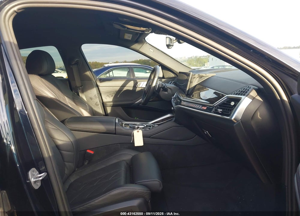 2024 BMW X6 XDRIVE40I VIN: 5UX33EX00R9T50307