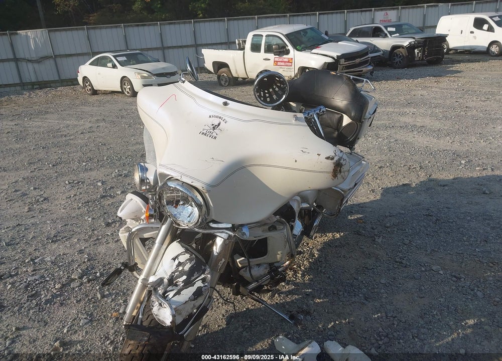 2006 HARLEY-DAVIDSON FLHTCUI VIN: 1HD1FCW1X6Y692975