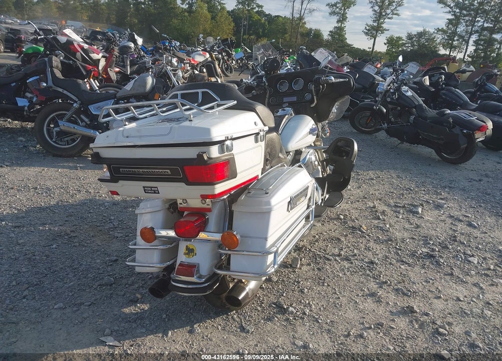 2006 HARLEY-DAVIDSON FLHTCUI VIN: 1HD1FCW1X6Y692975