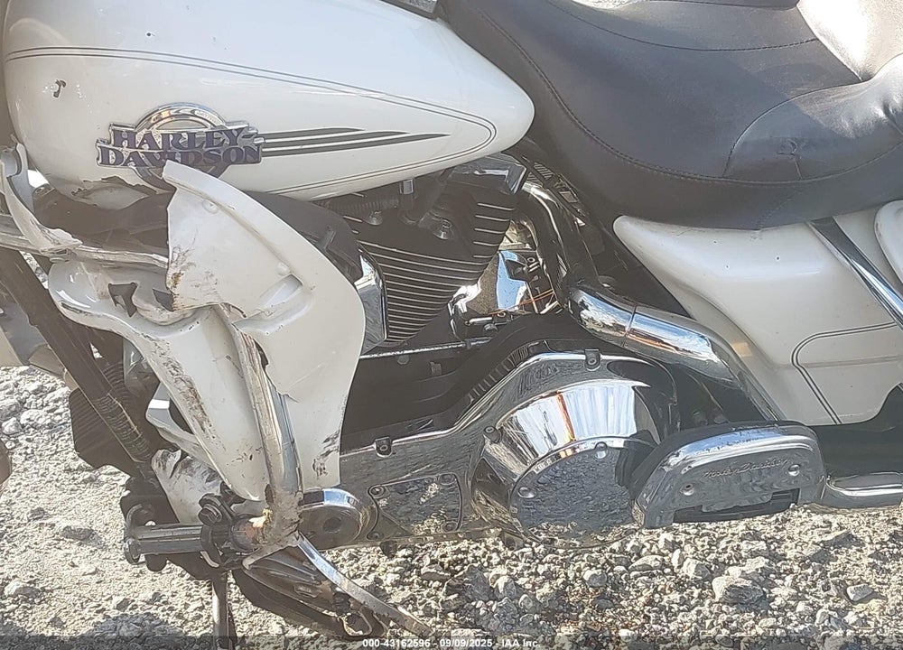 2006 HARLEY-DAVIDSON FLHTCUI VIN: 1HD1FCW1X6Y692975