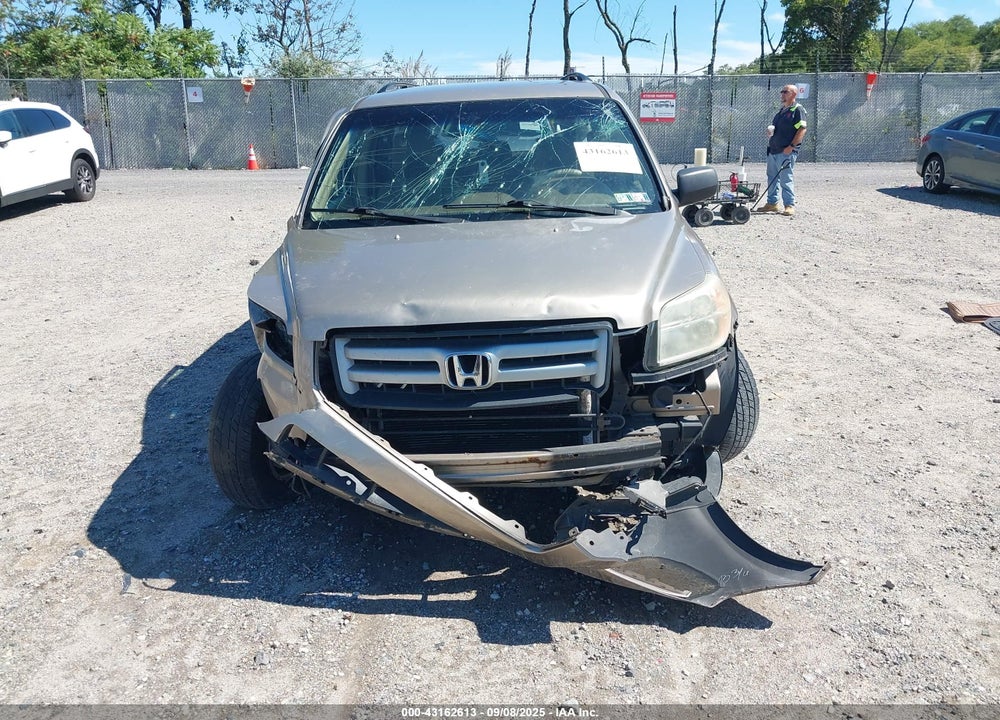 2006 HONDA PILOT EX VIN: 5FNYF18426B019092