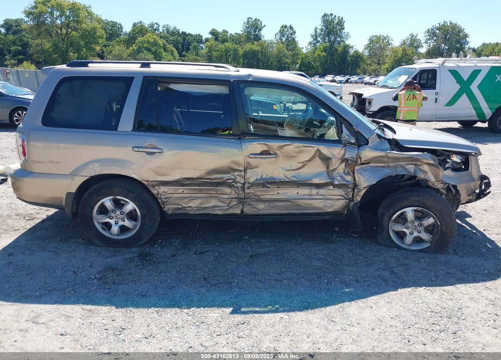2006 HONDA PILOT EX VIN: 5FNYF18426B019092