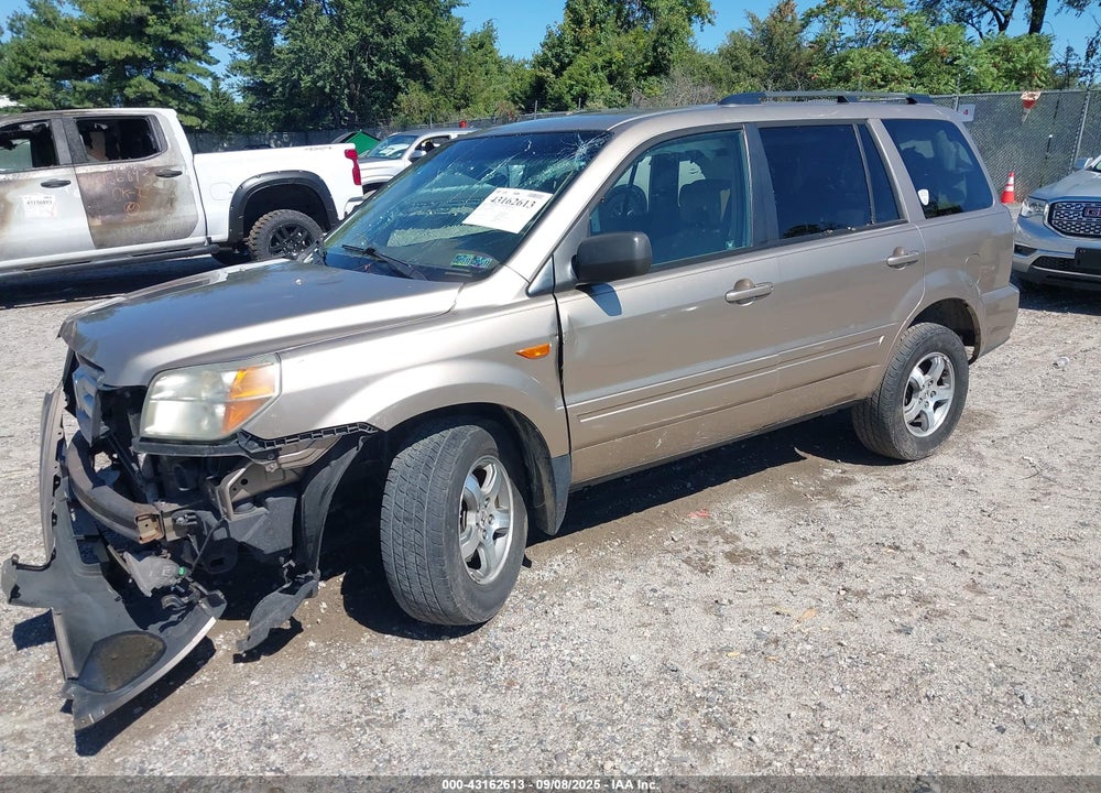 2006 HONDA PILOT EX VIN: 5FNYF18426B019092