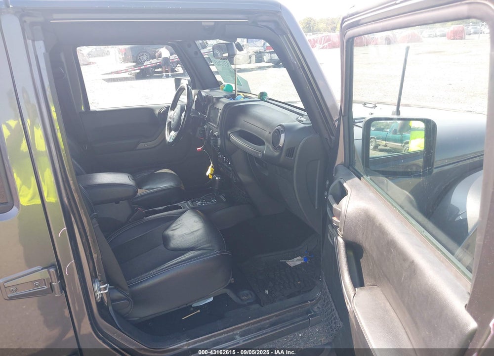 2018 JEEP WRANGLER UNLIMITED VIN: 1C4HJWDG1JL852576