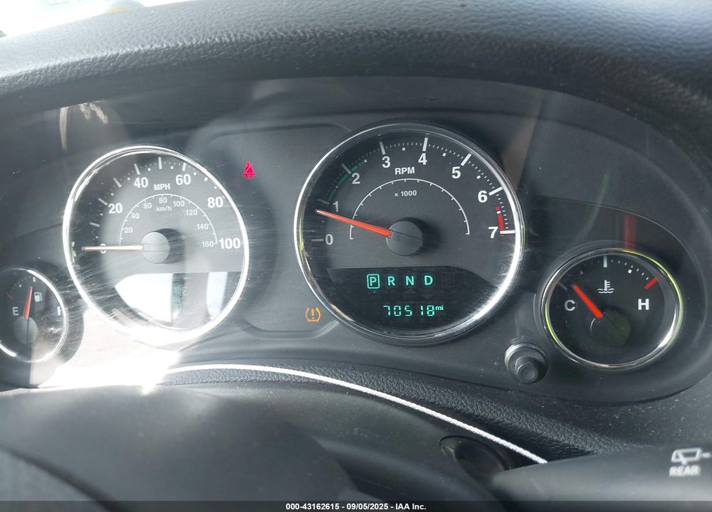 2018 JEEP WRANGLER UNLIMITED VIN: 1C4HJWDG1JL852576