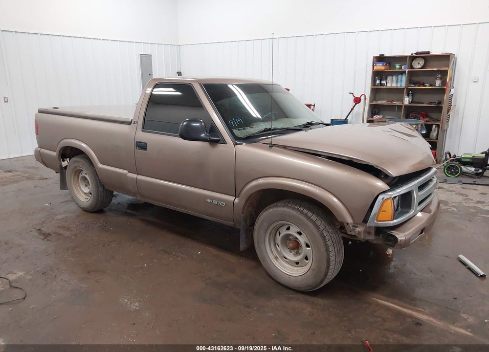 1997 CHEVROLET S-10 FLEETSIDE VIN: 1GCCS14X8VK200818