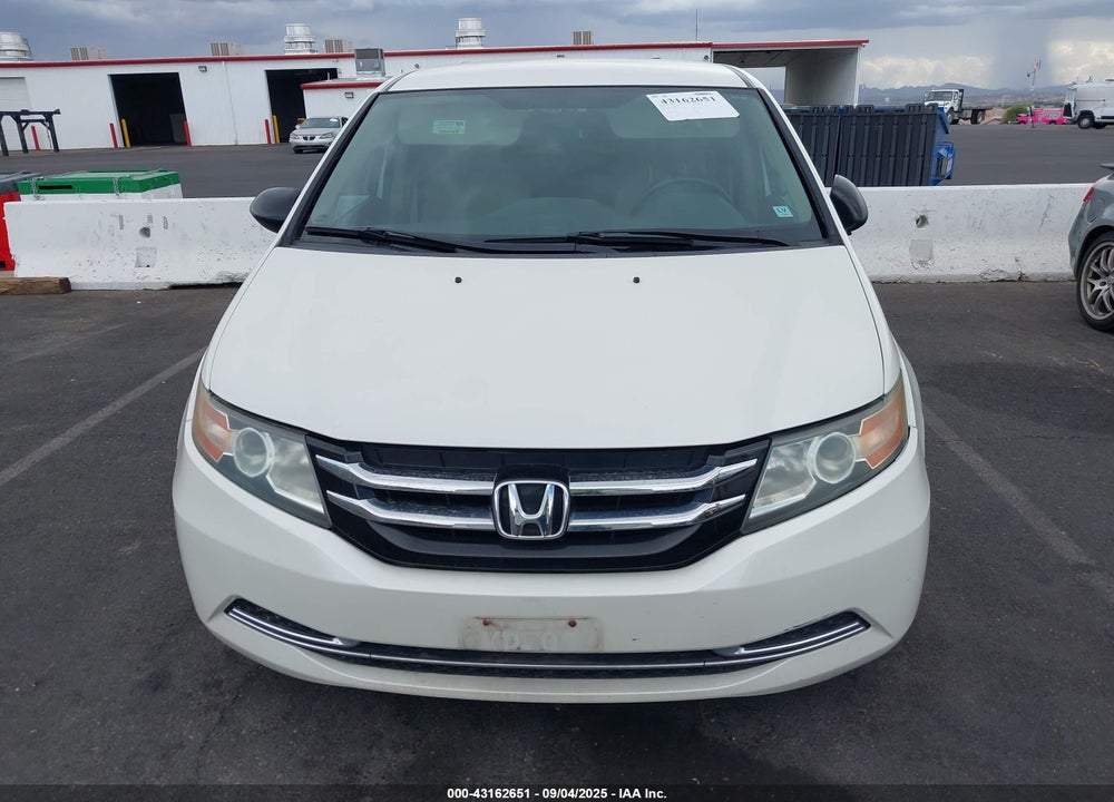 2015 HONDA ODYSSEY LX VIN: 5FNRL5H20FB102135