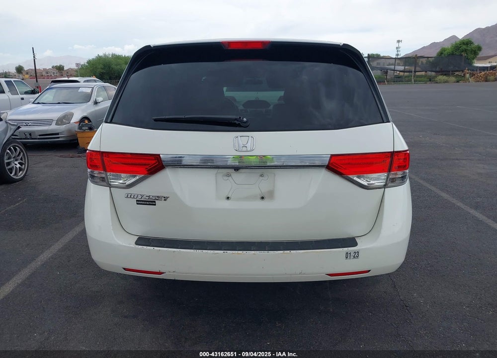 2015 HONDA ODYSSEY LX VIN: 5FNRL5H20FB102135