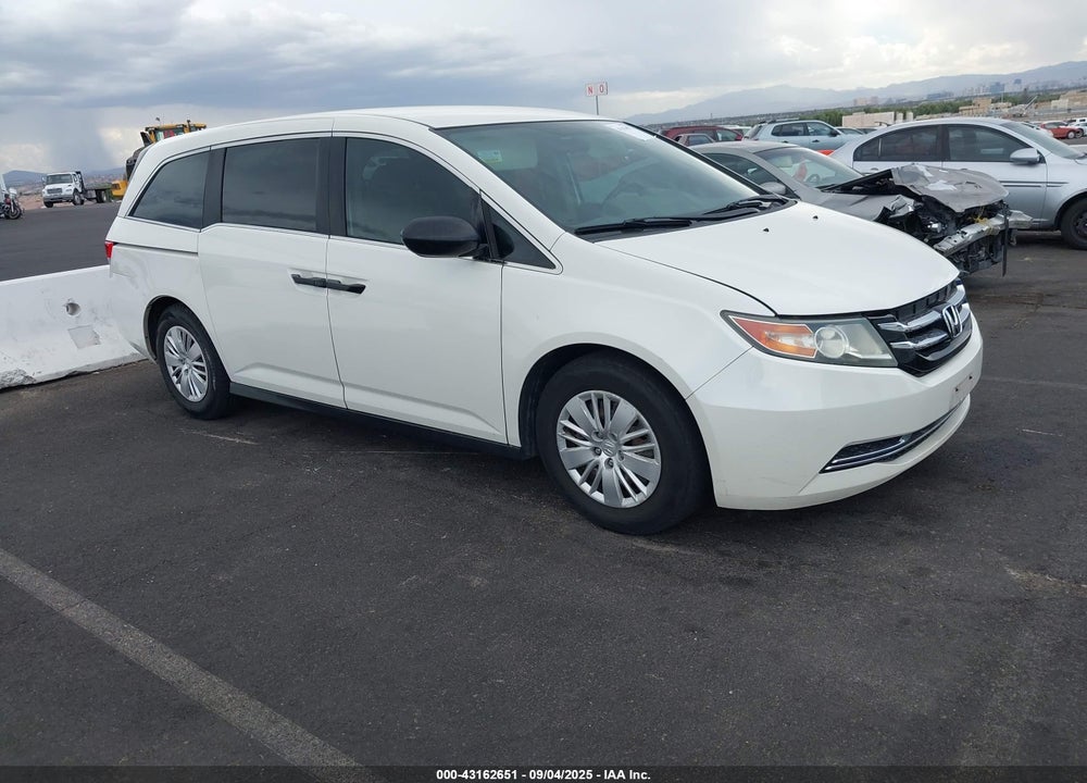 2015 HONDA ODYSSEY LX VIN: 5FNRL5H20FB102135