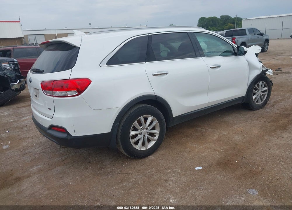 2016 KIA SORENTO 2.4L LX VIN: 5XYPG4A36GG170930