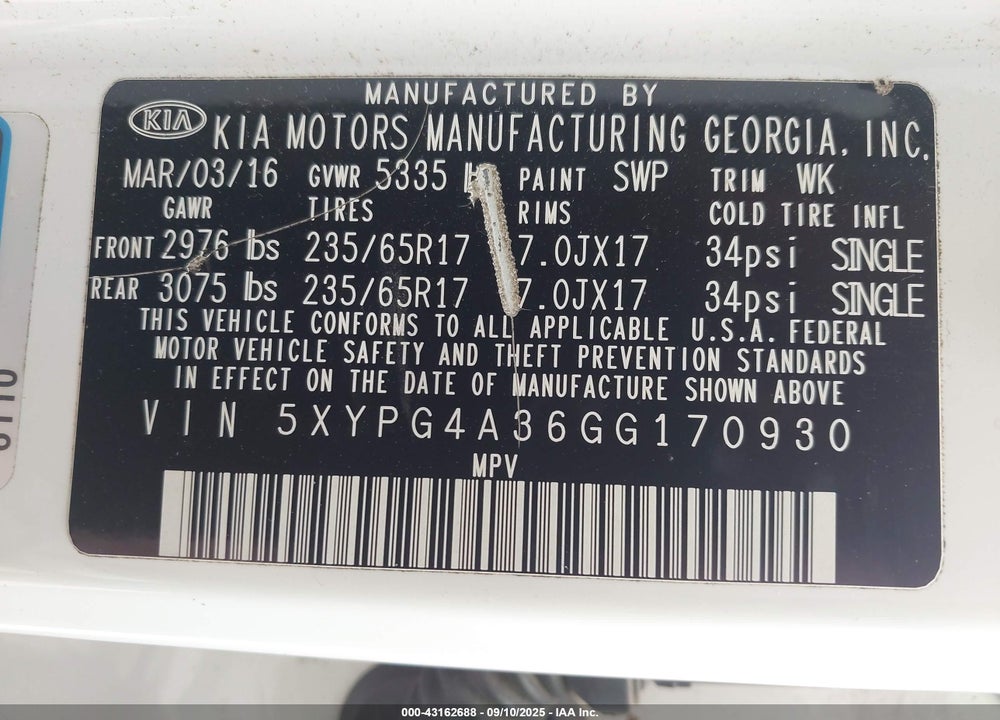 2016 KIA SORENTO 2.4L LX VIN: 5XYPG4A36GG170930