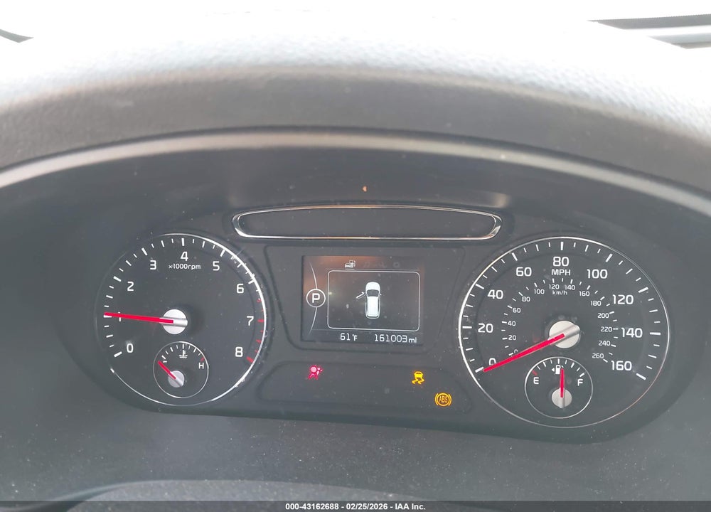 2016 KIA SORENTO 2.4L LX VIN: 5XYPG4A36GG170930